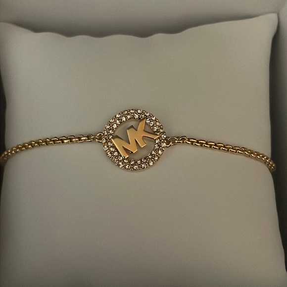 Michael Kors gold pave slider bracelet. - Picture 1 of 3